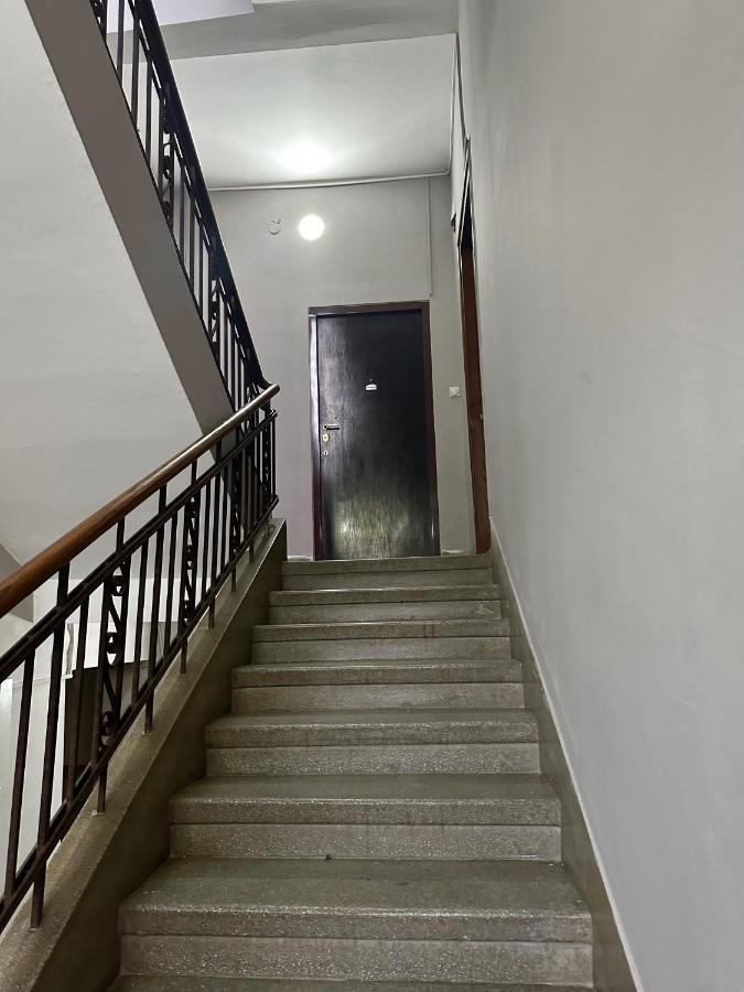 Train 23 Apartment Belgrade Exterior photo